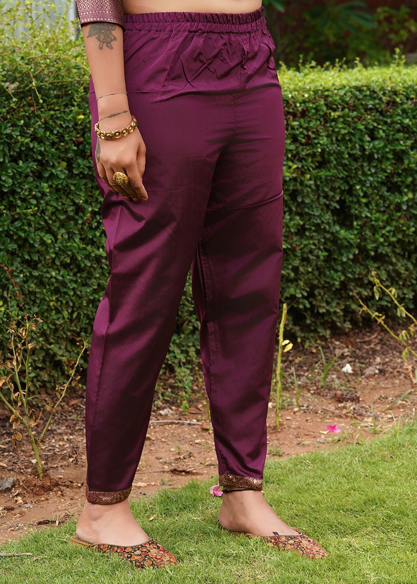 Women Jacquard Kurta Pant Dupatta Set