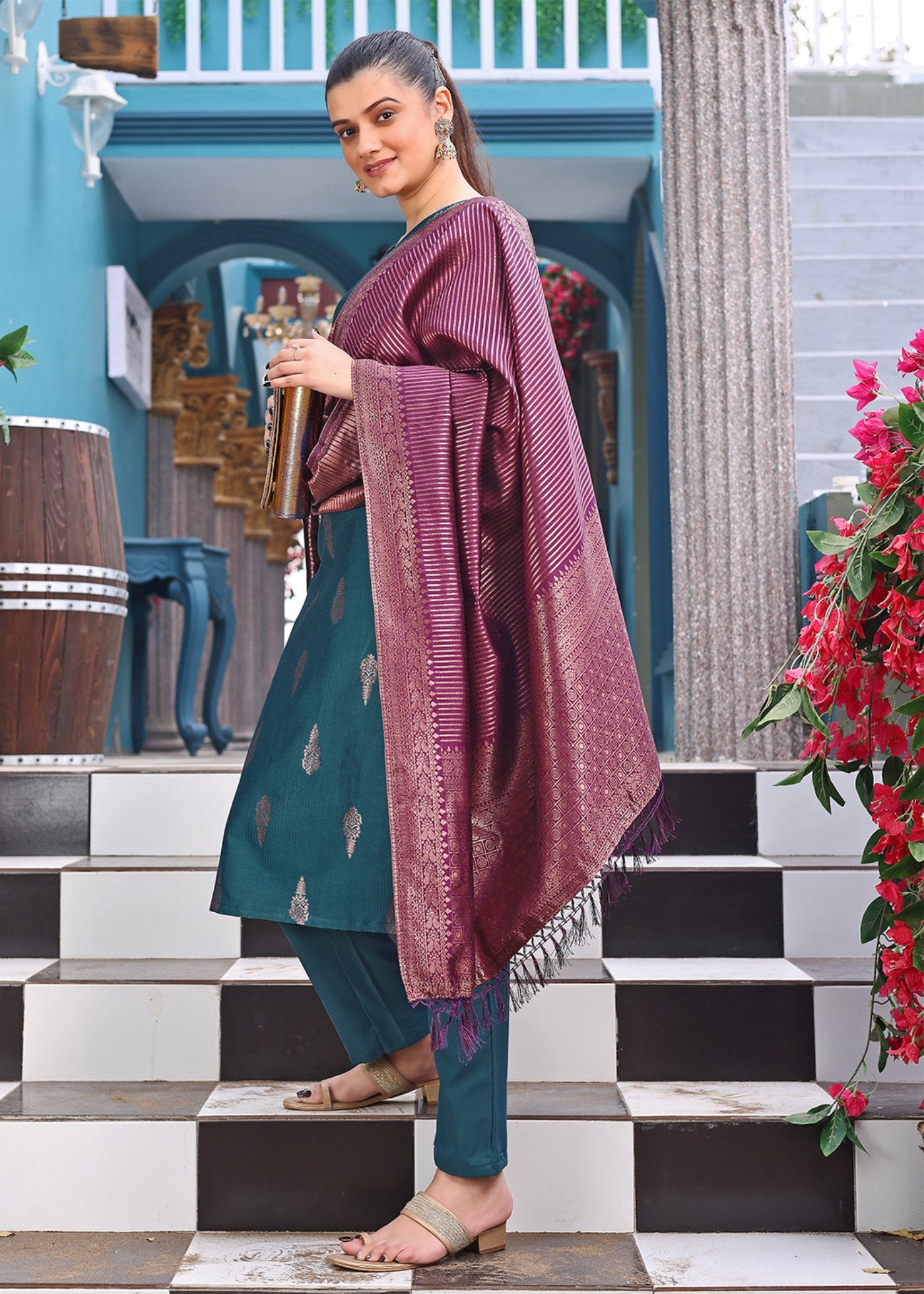 Women Jacquard Kurta Pant Dupatta Set