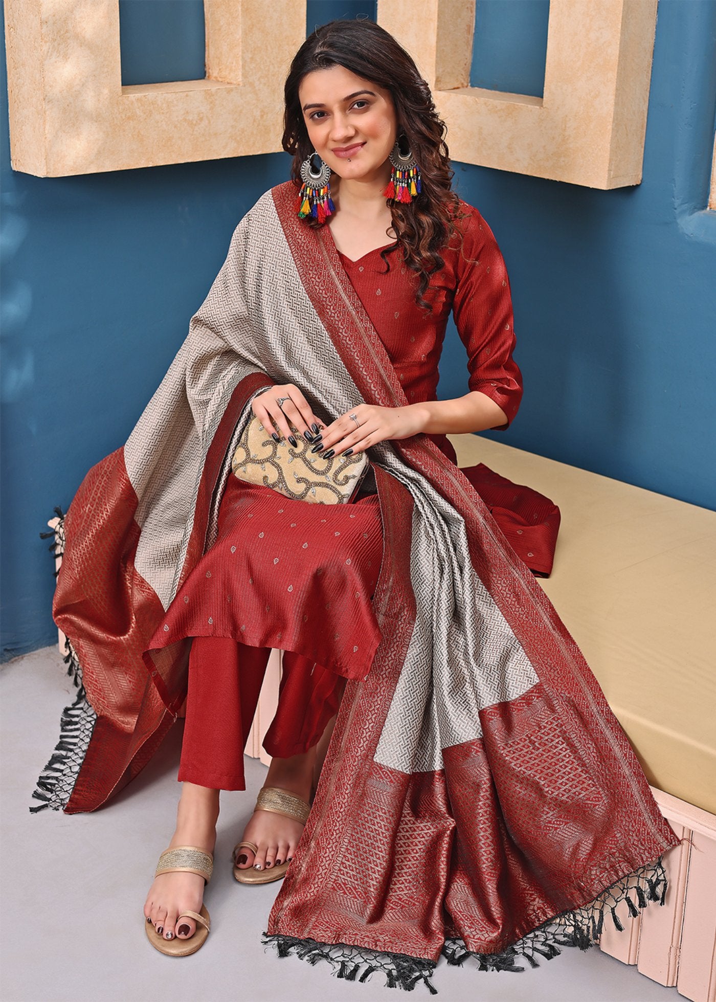 Women Jacquard Maroon Kurta Pant Dupatta Set
