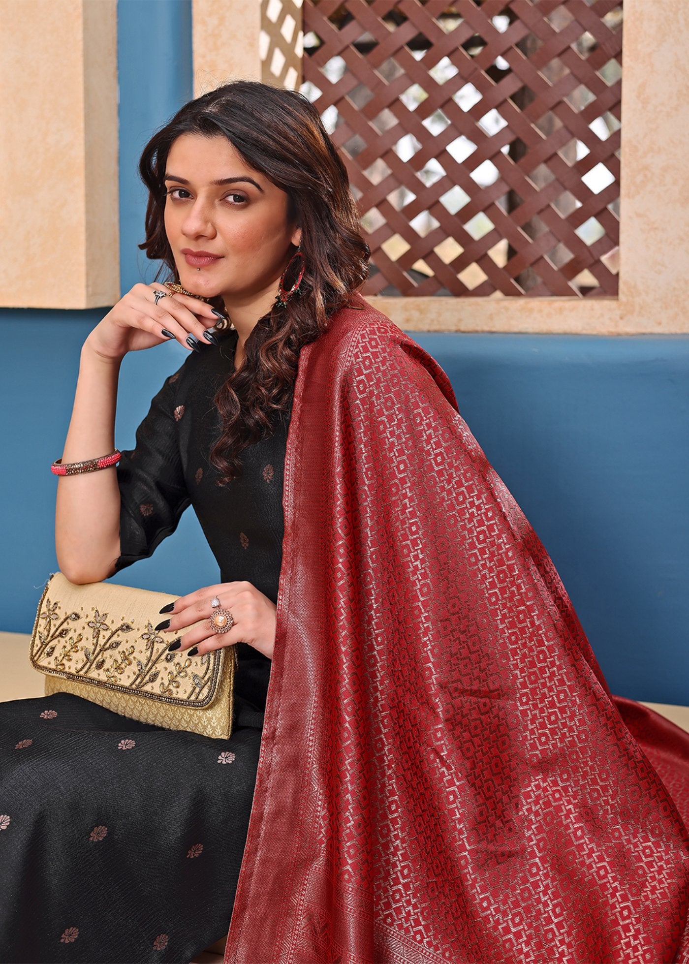 Women Jacquard Kurta Pant Dupatta Set