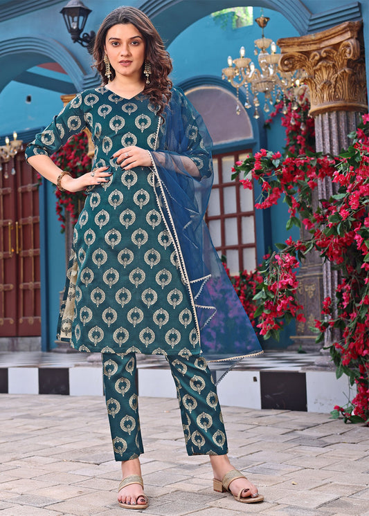 Women Jacquard Kurta Pant Dupatta Set