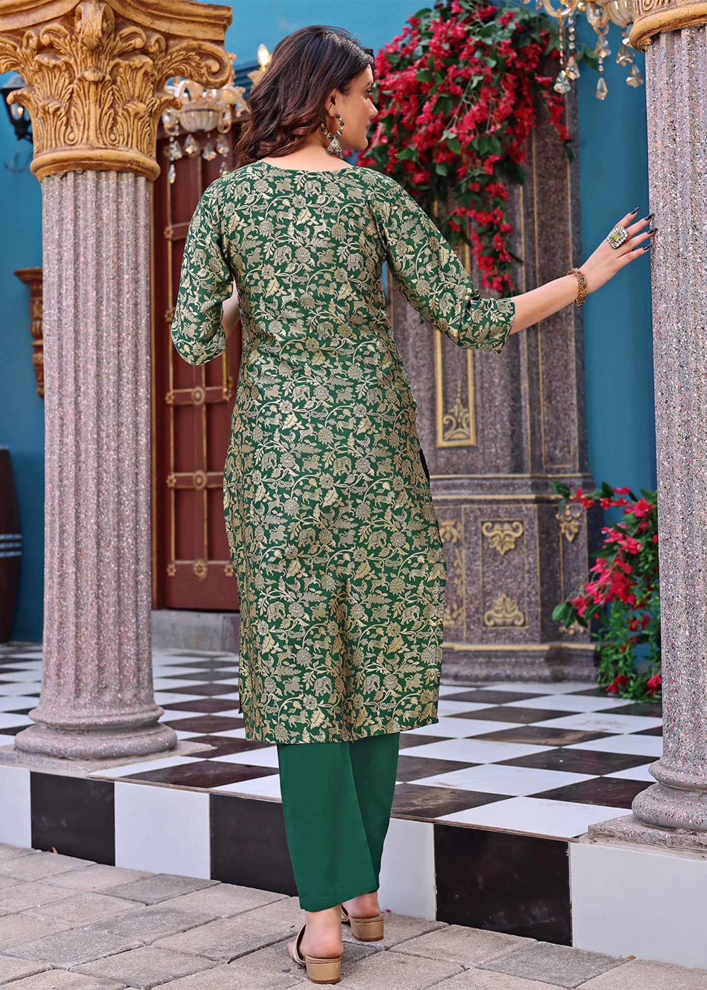 Women Jacquard Kurta Pant Set