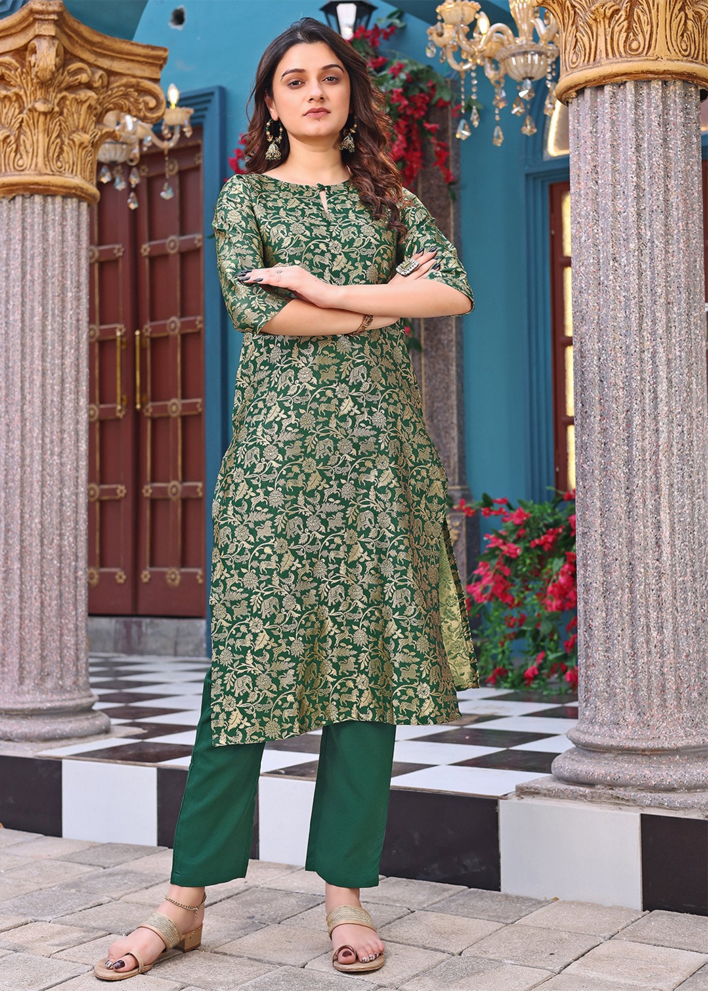 Women Jacquard Kurta Pant Set