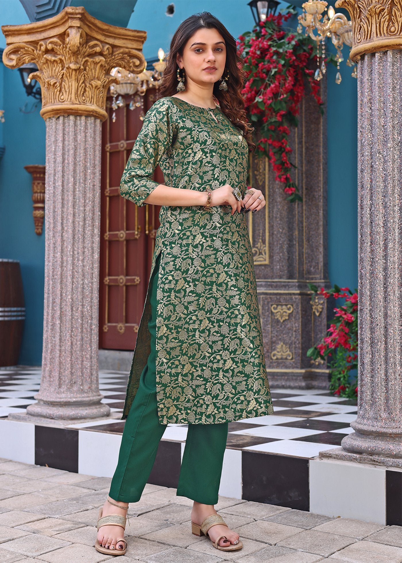 Women Jacquard Kurta Pant Set