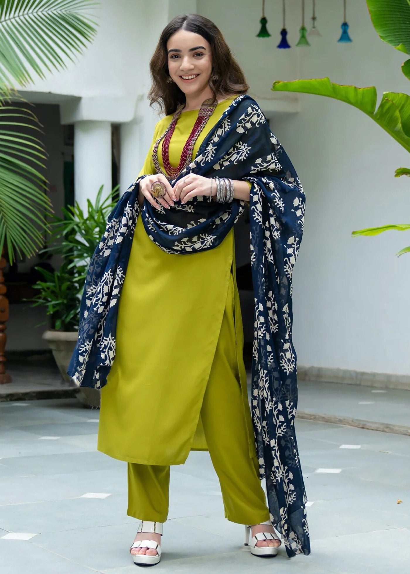 Women Silk Kurta Pant Dupatta Set