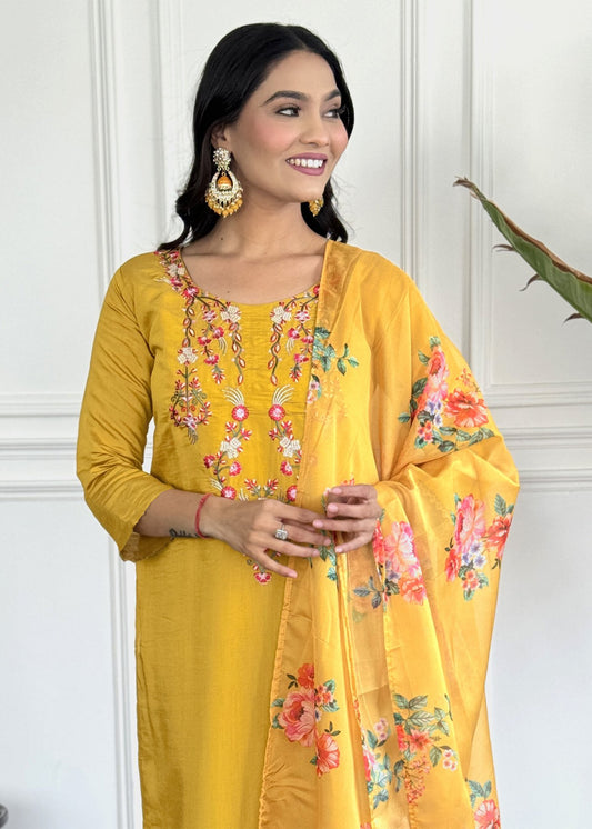 Women Silk Kurta Pant Dupatta Set