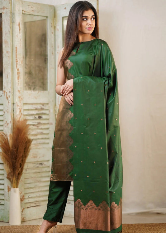 Women Silk Prism Kurta Pant Dupatta Set