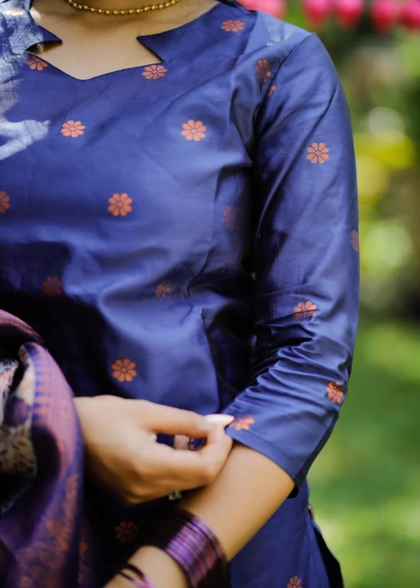 Women Jacquard Kurta Pant Dupatta Set